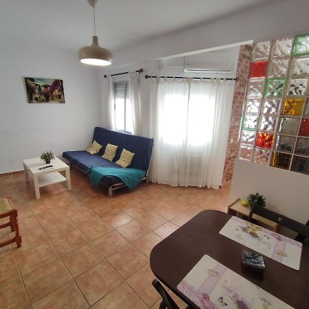 Apartamento La Luz - Kainga Homes Севилья Экстерьер фото
